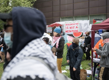 »Moralisch verwahrloste Akademi­ker:in­nen«. Proteste von Antisemiten an der FU Berlin, 7. Mai