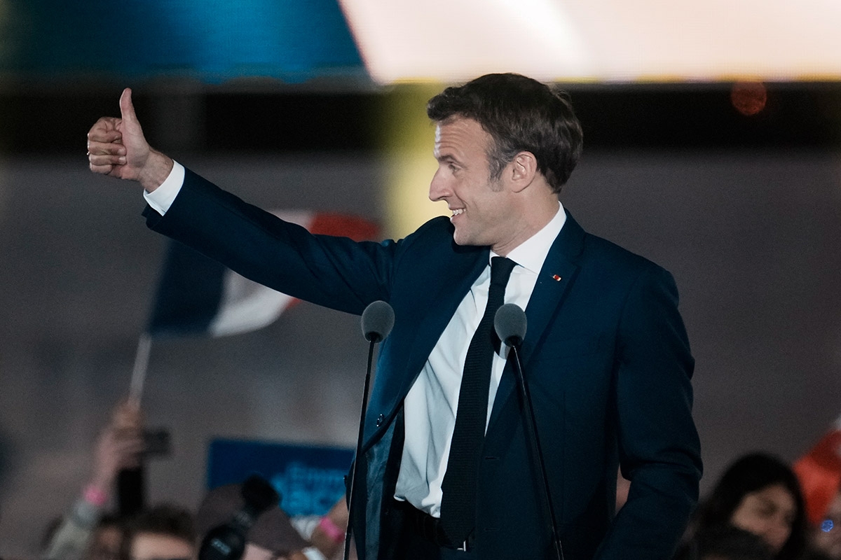  Frankreichs Präsident Emmanuel Macron feierte am Abend der Stichwahl mit Anhängern in Paris seinen Sieg