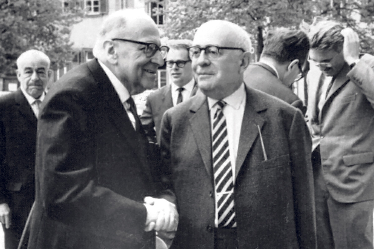 Max Horkheimer und Theodor W. Adorno im Jahr 1964 in Heidelberg