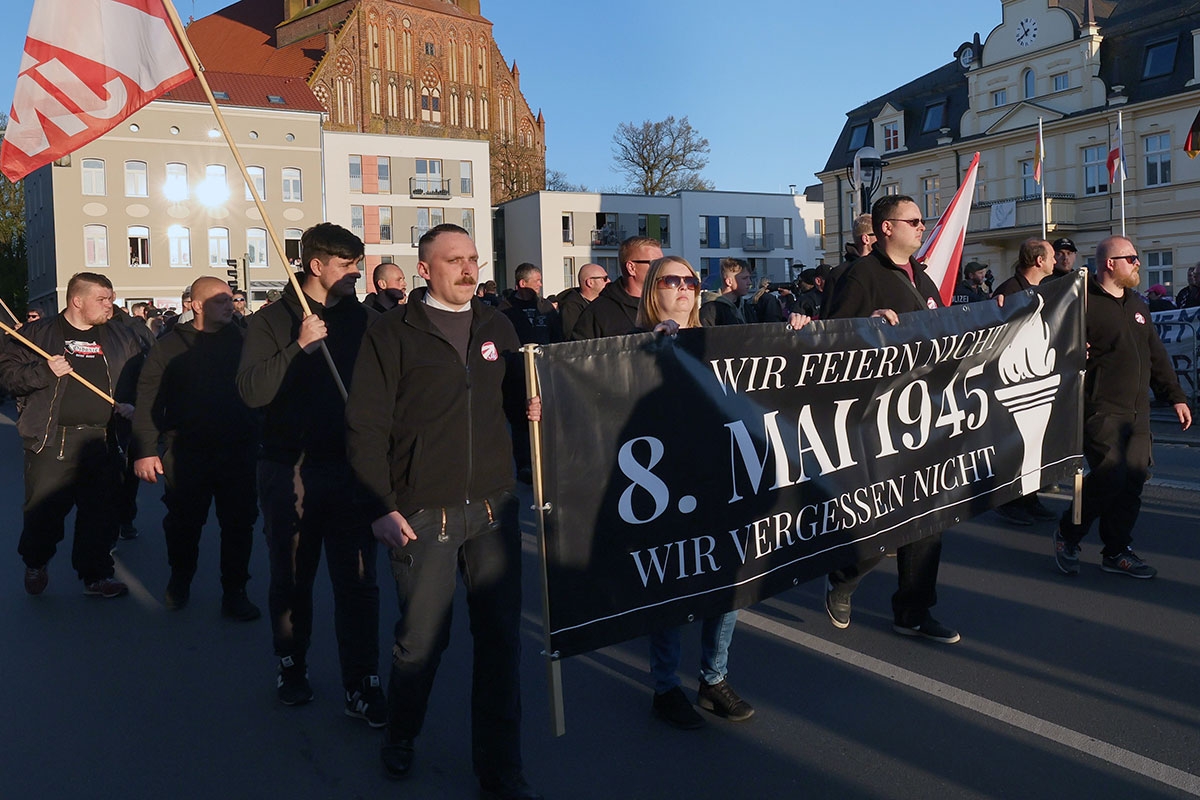 NPD-Demo in Demmin in Mecklenburg-Vorpommern am 8. Mai