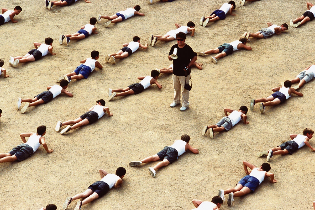 Da gibts doch eh nichts zu lernen. Pedro ­Almodóvar während der Dreharbeiten zu seinem Film »La mala ­educación«, 2004