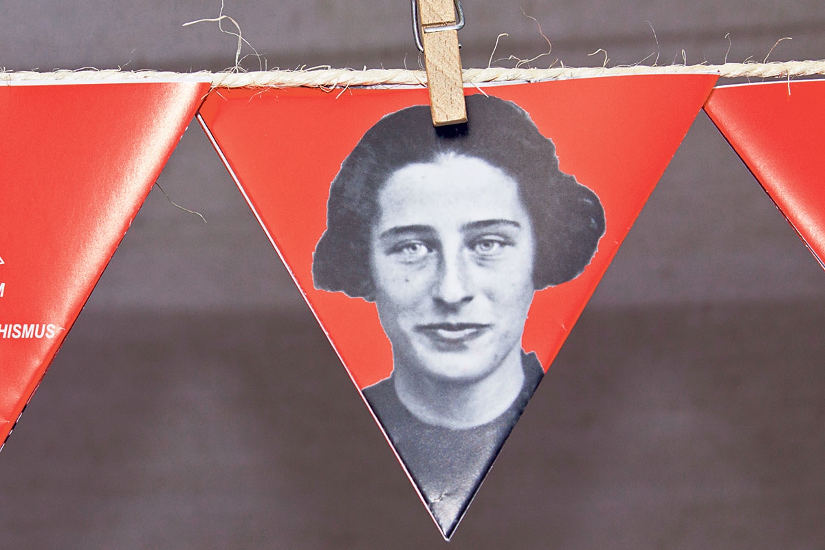 Rote Fahne für die Kommunistin. Die Galerie Olga Benario in Berlin-Neukölln widmet sich dem Andenken der ermordeten Widerstandskämpferin