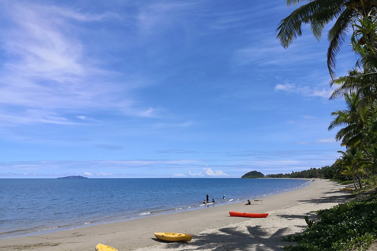 Strand und Palmen in Fidschi