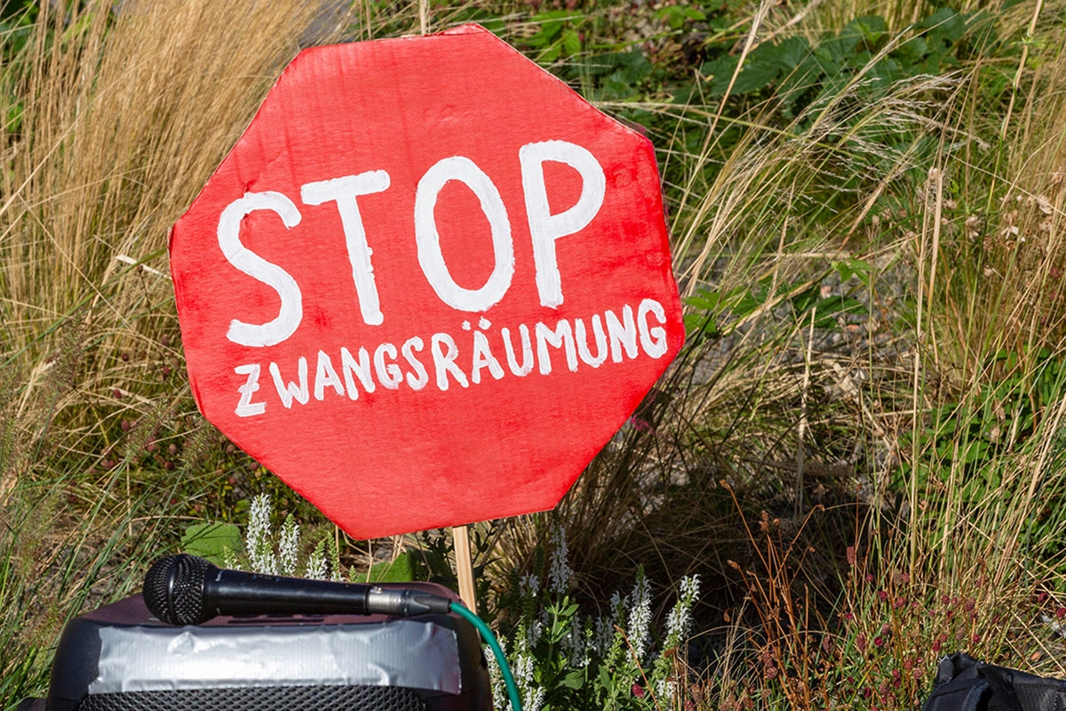 Schild, Stop Zwangsräumung